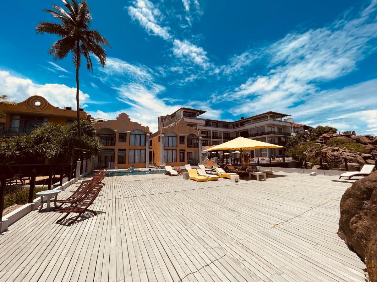 Thaproban Pavilion Resort And Spa Унаватуна Екстериор снимка