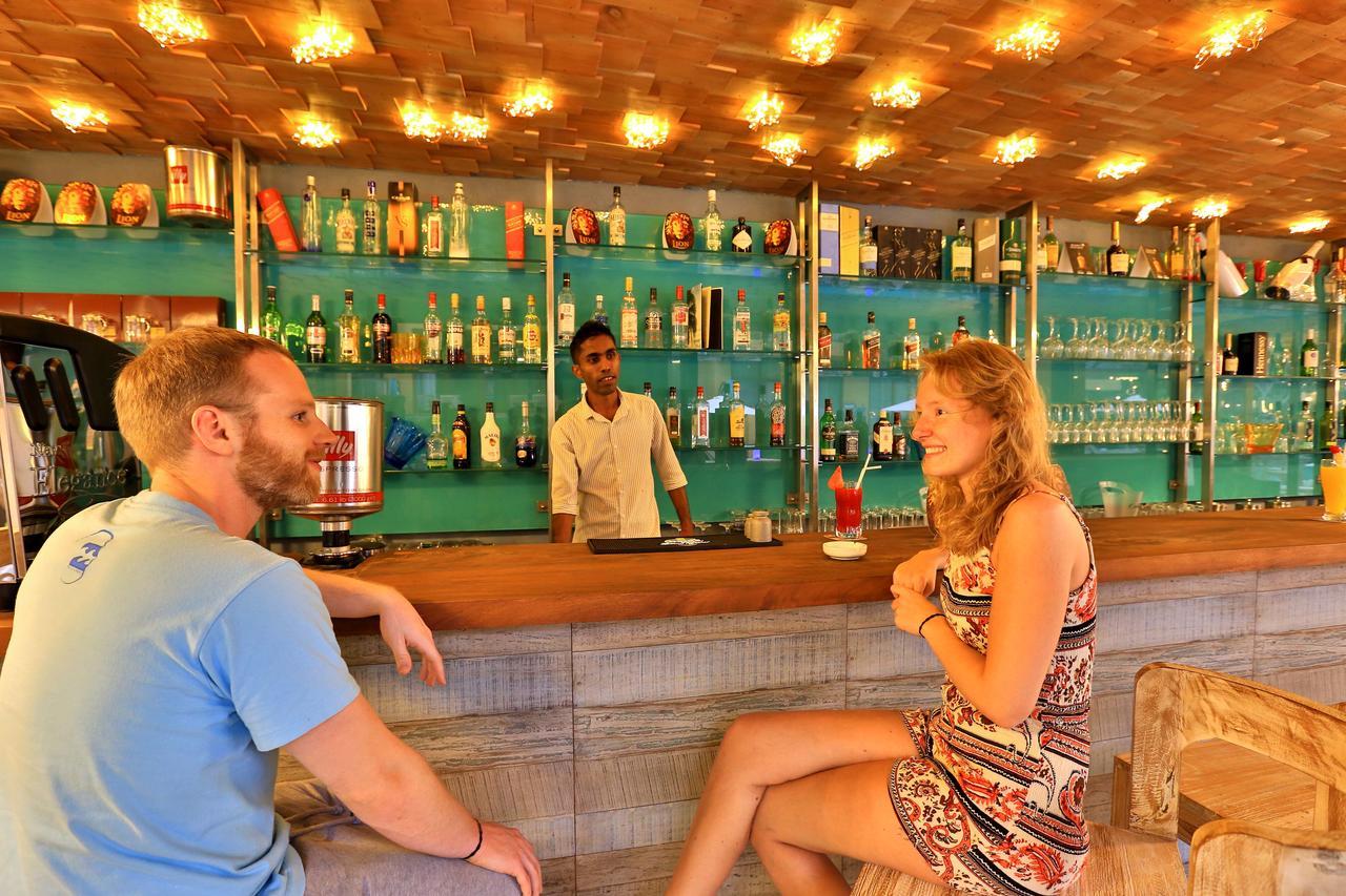 Thaproban Pavilion Resort And Spa Унаватуна Екстериор снимка