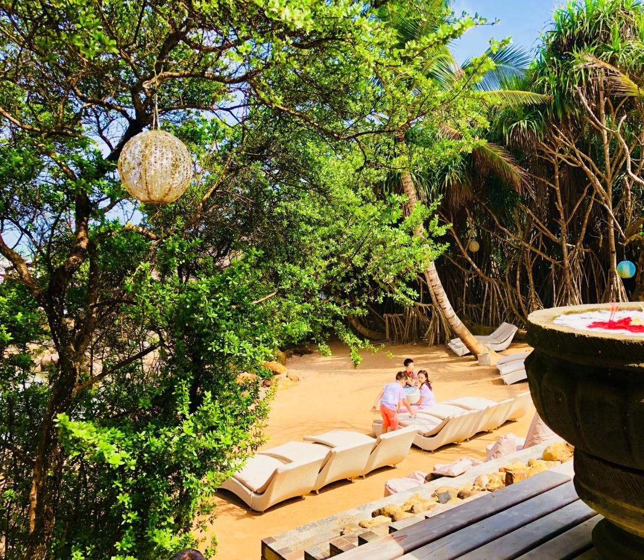 Thaproban Pavilion Resort And Spa Унаватуна Екстериор снимка