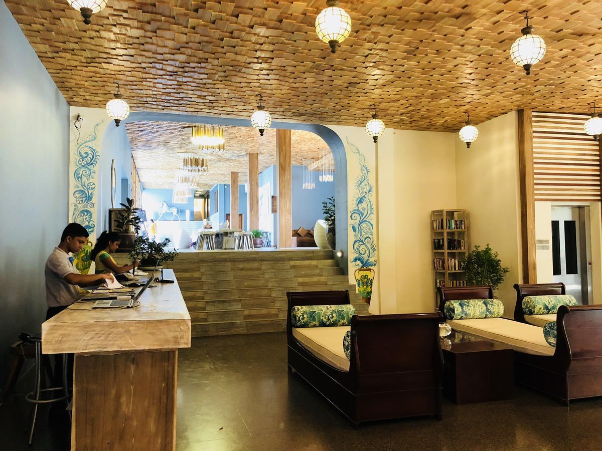 Thaproban Pavilion Resort And Spa Унаватуна Екстериор снимка