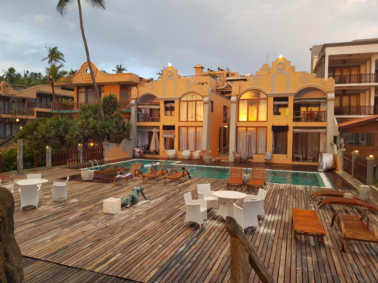 Thaproban Pavilion Resort And Spa Унаватуна Екстериор снимка